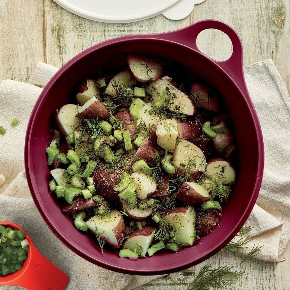 Tupperware Thatsa® Medium Bowl | Airtight. Leakproof. 19-cups/4.5 L - Image 2